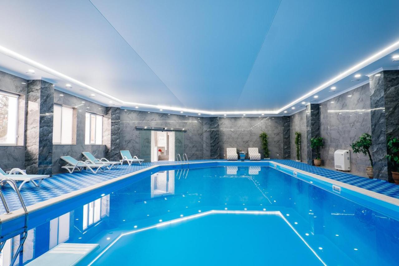 El-Tau Hotel Ekibastuz Ngoại thất bức ảnh