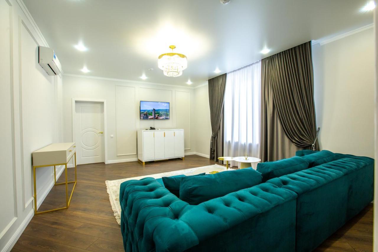 El-Tau Hotel Ekibastuz Ngoại thất bức ảnh