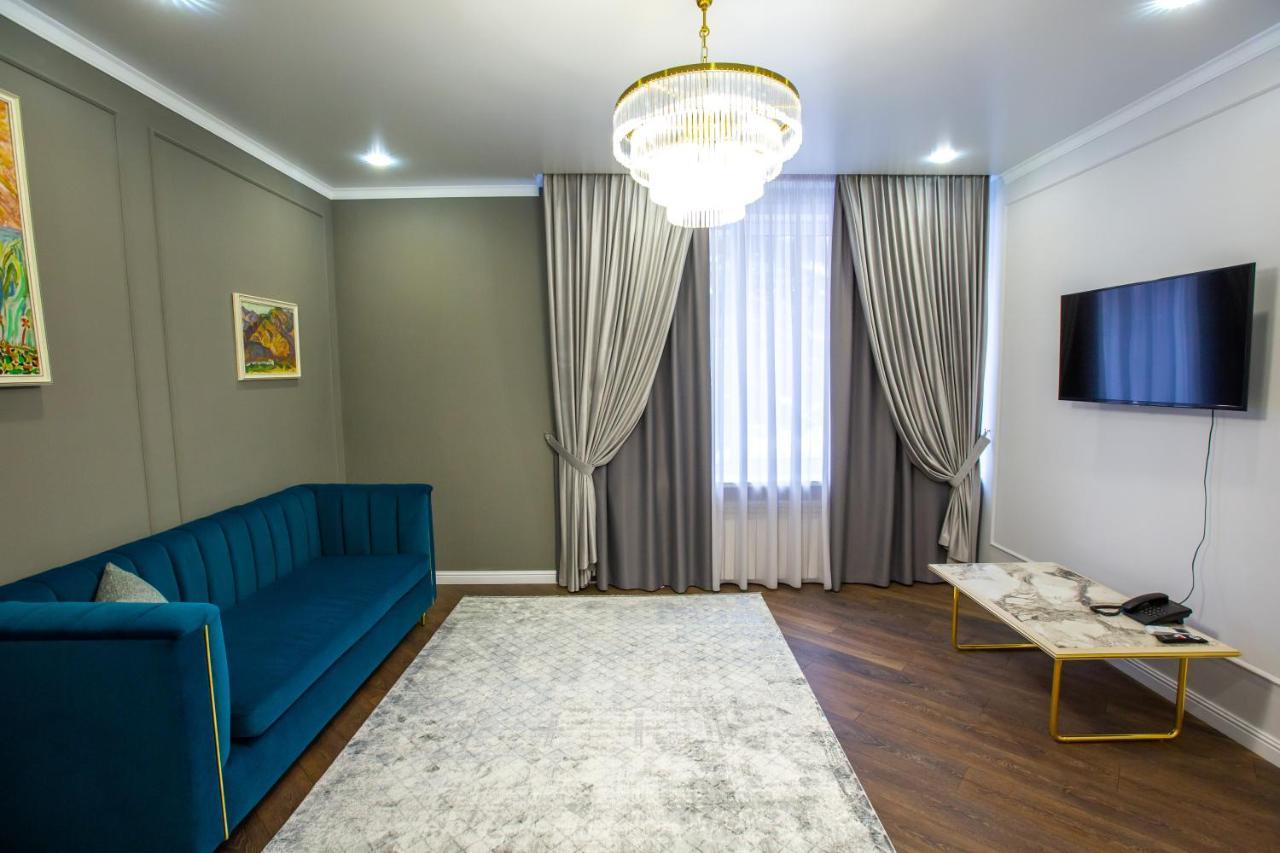 El-Tau Hotel Ekibastuz Ngoại thất bức ảnh