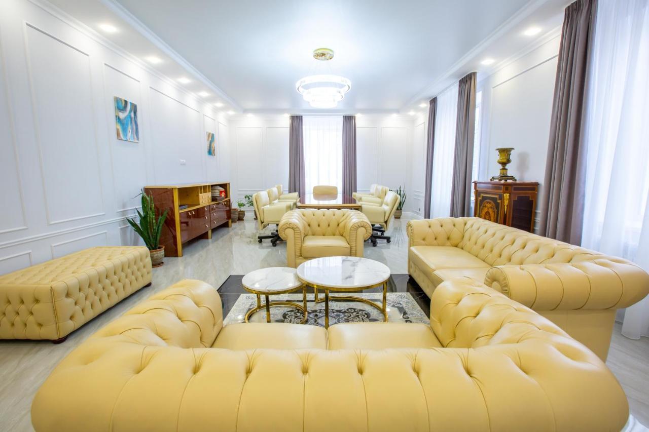 El-Tau Hotel Ekibastuz Ngoại thất bức ảnh
